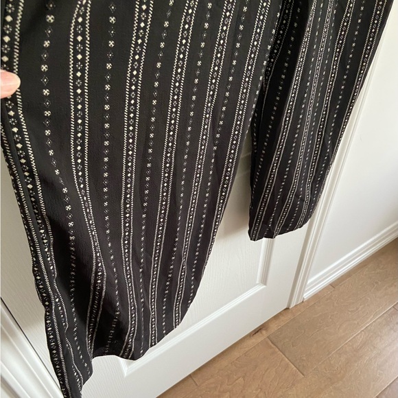 Beautiful NEW with TAGS  black jumpsuit size L - Picture 3 of 9